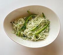 Салат капуста-огурец