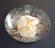 Салат цезарь с курицей