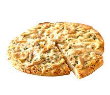 Pizza chicken alfredo