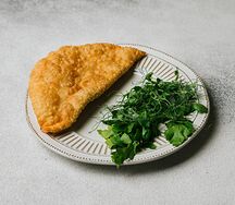 Чебурек с зеленью