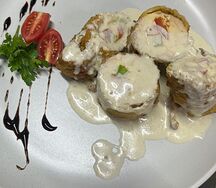 Куриный рулетик с овощами