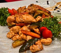Куриное филе с орешками кешью