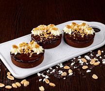 Тарт Сникерс