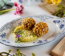 Пожарская котлета с печеным картофелем