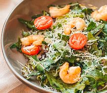 Салат с Рукколой и Креветками