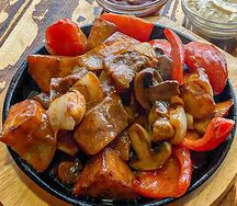 Сковородка с курицей