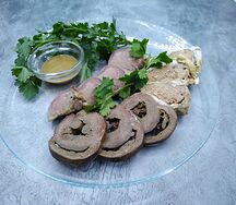 Нарезка копченого мяса