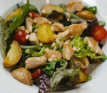 Салат с индейкой и бейби картофелем