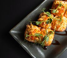 Острый запеченный спайси-ролл