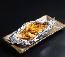 Картофель фри запеченный с сыром и беконом