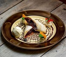 Венский штрудель по-домашнему вишневый