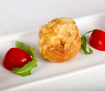 Шампиньоны, фаршированные говяжьим языком