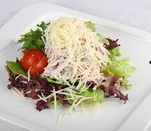 Салат с говяжьим языком