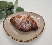 Круассан с облепихой