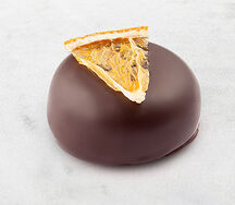 Конфета марципановая