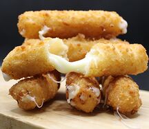 Палочки сырные с моцареллой в панировке
