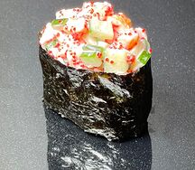 Гункан с креветкой