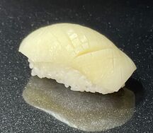 Суши с кальмаром