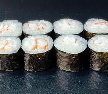 Ролл с креветкой