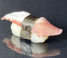 Суши с осьминогом