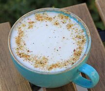 Ромашковый чай-латте