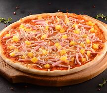 Пицца Гавайская с ветчиной и ананасами тонкое тесто