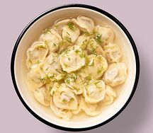 Говяжий бульон с пельмешками 