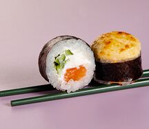 Запеченный с копченым лососем