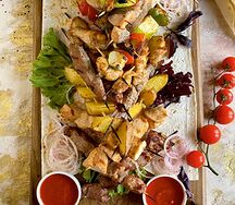 Ассорти из мини-шашлычков