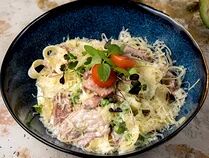 Феттуччине с копченой курицей