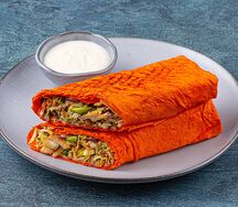 Шаурма в сырном лаваше