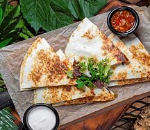 Кесадилья с курицей
