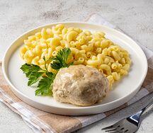 Макаронные изделия с куриной паровой котлетой