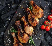 Шашлык из куриной голени замаринованный в соусе из специй кавказа