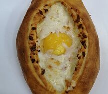 Хачапури по-аджарски