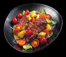 С говядиной и печеными помидорами