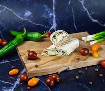Свиная шаурма в лаваше с сулугуни
