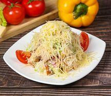 Салат Цезарь с курицей