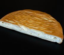 Пирог с творогом (половина)