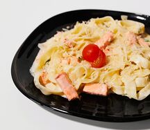 Паста с лососем и шпинатом