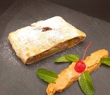 Штрудель яблочный 