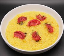 Ризотто миланезе с вялеными домашними томатами