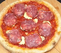 Пицца салями итальяно