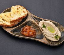 Паштет из куриной печени с вареньем из инжира