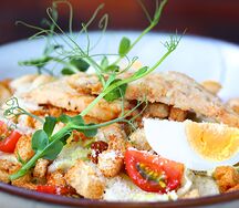 Салат Цезарь с курицей