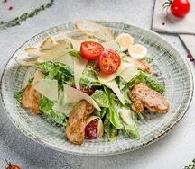 Цезарь с Курицей