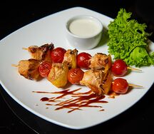 Шашлычки на шпажках из курицы