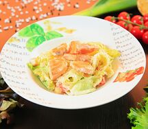 Салат Цезарь с семгой