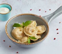 Домашние самолепные пельмени с мясом