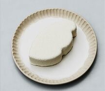 Медовое крыло с муссом